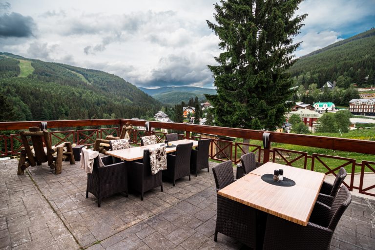 Restaurace Sněžka terasa
